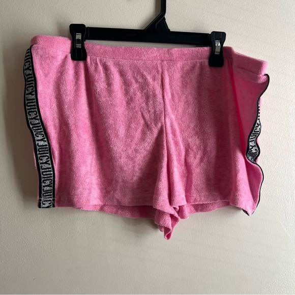 JC Large - Picture 5 of 7